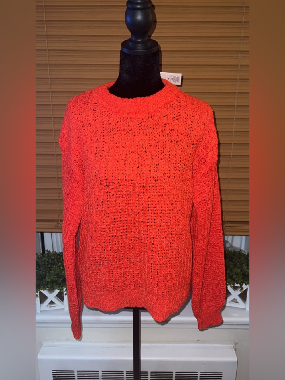 Women’s Long Sleeve Crewneck Pullover Sweater Red Size M A New Day NWT